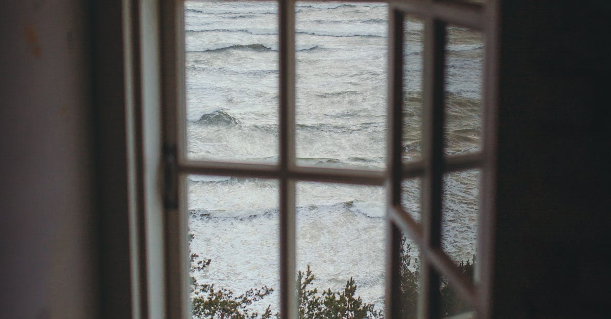 Common Applications for Tempered Glass Windows