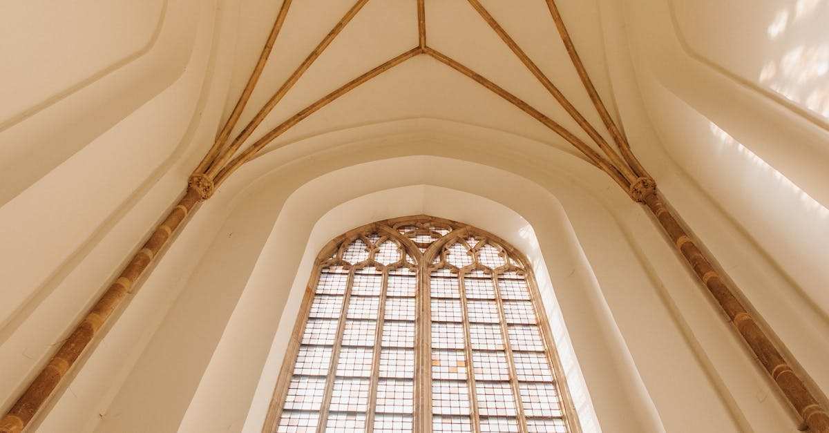 Common Signs That Indicate the Need for Window Maintenance